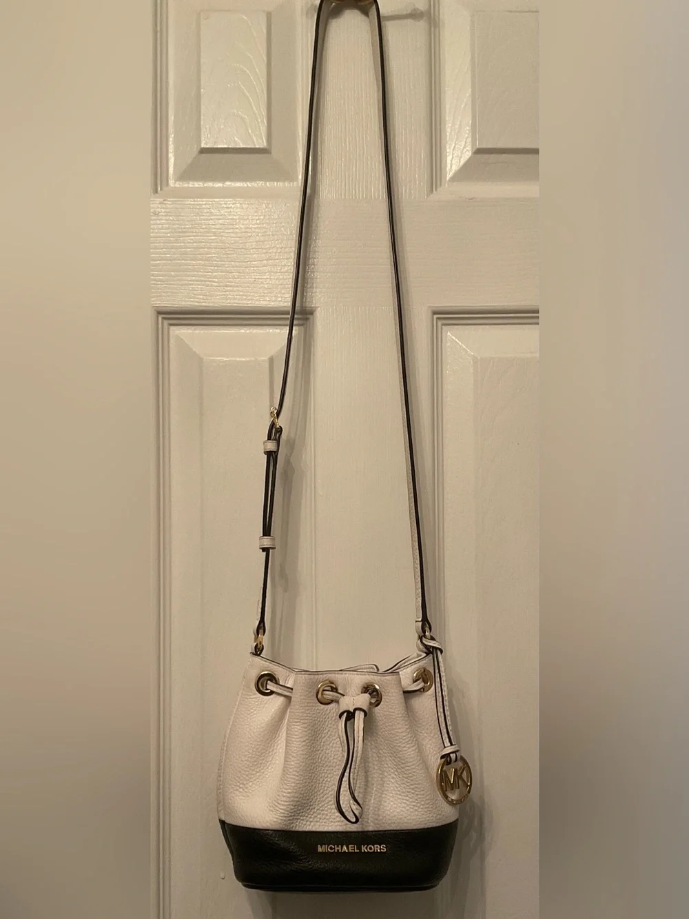 Michael Kors White and Black Pebbled Leather Drawstring Bucket Crossbody Bag